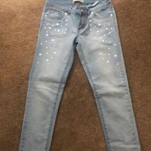 Girls Levi’s jeans.